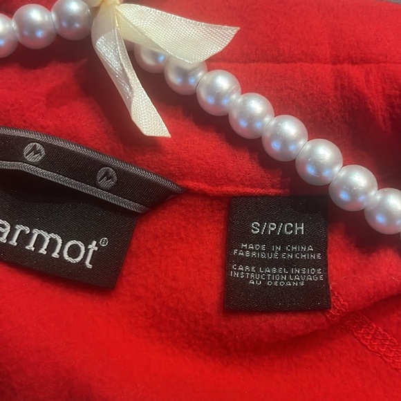 Marmot Red Zip-Up Vest - Picture 7 of 9